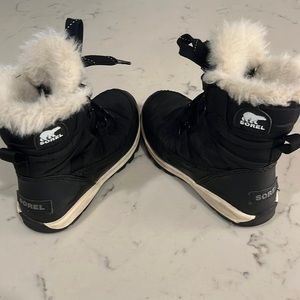 Little girl size 12 Sorel waterproof winter boots.